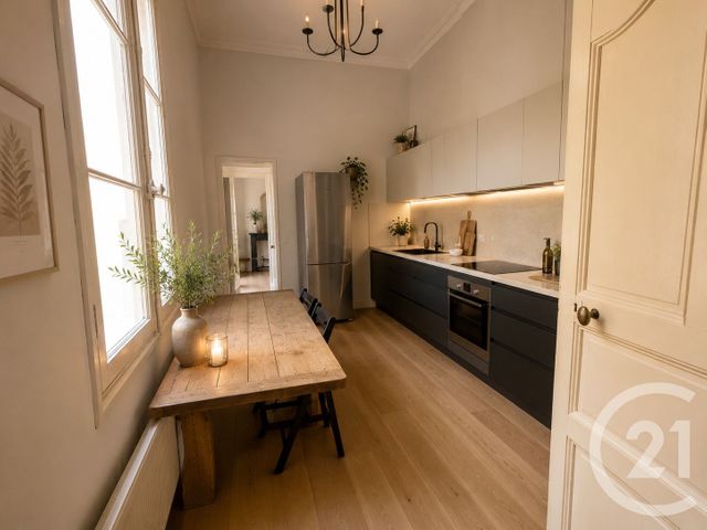 Appartement T3 à vendre - 3 pièces - 77.73 m2 - NIMES - 30 - LANGUEDOC-ROUSSILLON - Century 21 Dhuoda