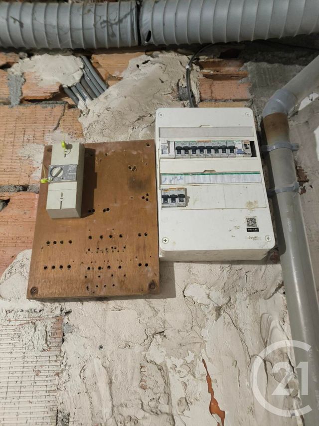 maison à vendre - 5 pièces - 94.17 m2 - NIMES - 30 - LANGUEDOC-ROUSSILLON - Century 21 Dhuoda