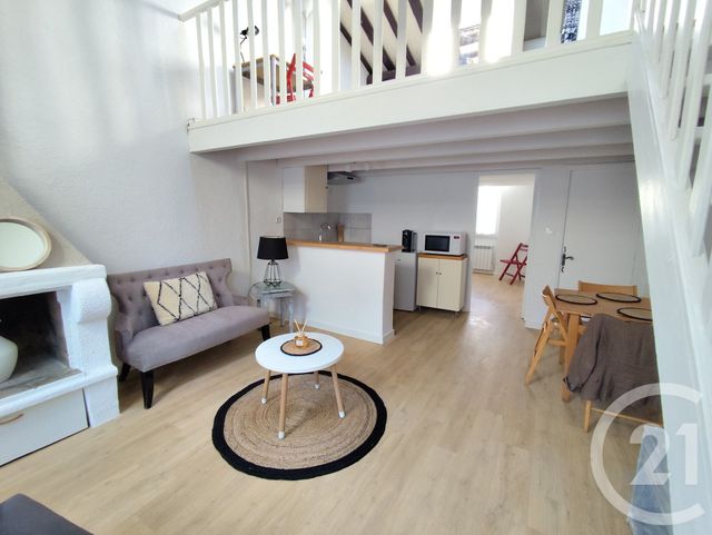 Appartement T2 à louer - 2 pièces - 43.36 m2 - NIMES - 30 - LANGUEDOC-ROUSSILLON - Century 21 Dhuoda