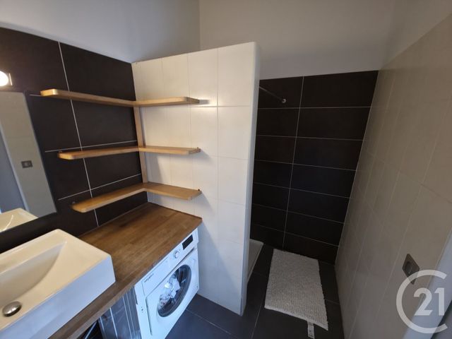 Appartement F4 à vendre - 4 pièces - 76.0 m2 - NIMES - 30 - LANGUEDOC-ROUSSILLON - Century 21 Dhuoda