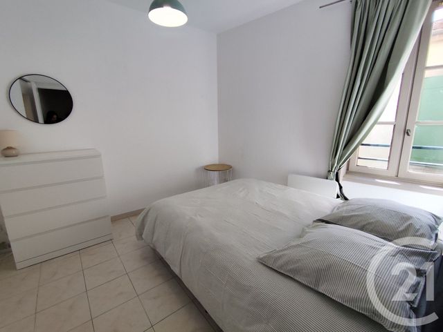 Appartement T2 à louer - 2 pièces - 39.2 m2 - NIMES - 30 - LANGUEDOC-ROUSSILLON - Century 21 Dhuoda