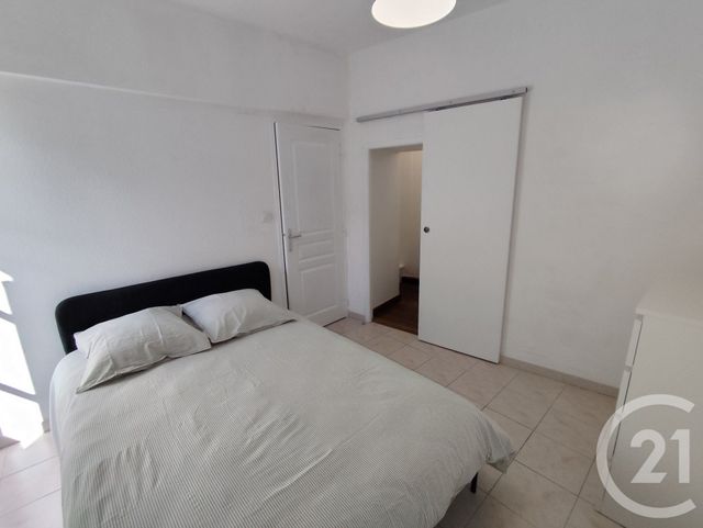 Appartement T2 à louer - 2 pièces - 39.2 m2 - NIMES - 30 - LANGUEDOC-ROUSSILLON - Century 21 Dhuoda