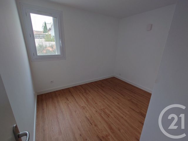 Appartement T4 à vendre - 4 pièces - 75.0 m2 - NIMES - 30 - LANGUEDOC-ROUSSILLON - Century 21 Dhuoda