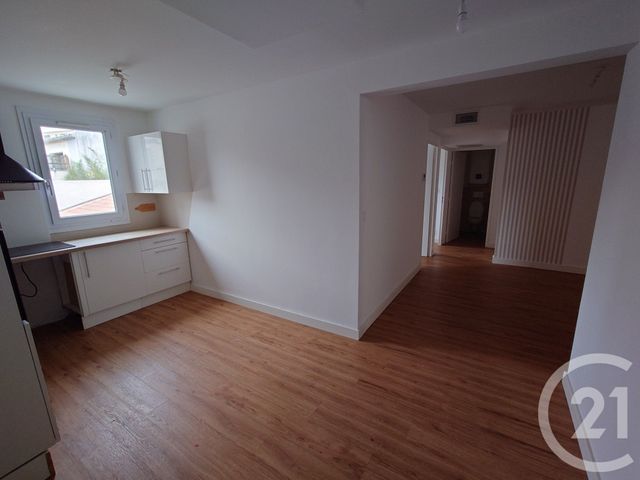 Appartement T4 à vendre - 4 pièces - 75.0 m2 - NIMES - 30 - LANGUEDOC-ROUSSILLON - Century 21 Dhuoda