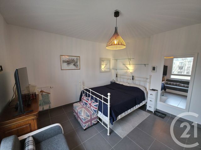 Appartement T4 à vendre - 5 pièces - 95.0 m2 - NIMES - 30 - LANGUEDOC-ROUSSILLON - Century 21 Dhuoda