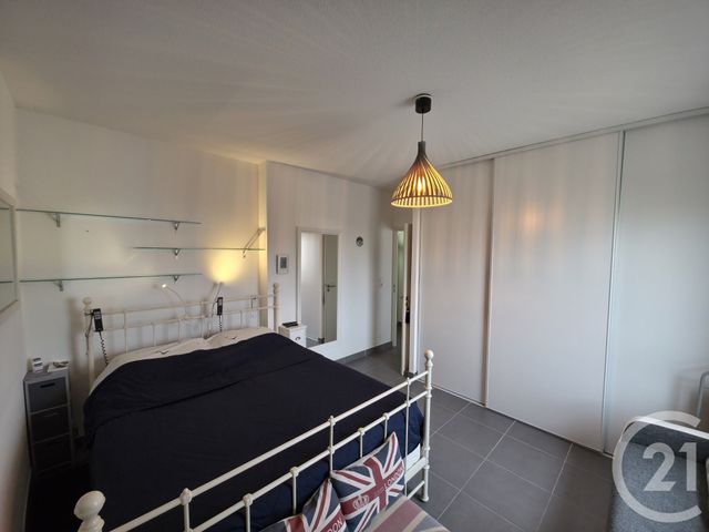 Appartement T4 à vendre - 5 pièces - 95.0 m2 - NIMES - 30 - LANGUEDOC-ROUSSILLON - Century 21 Dhuoda