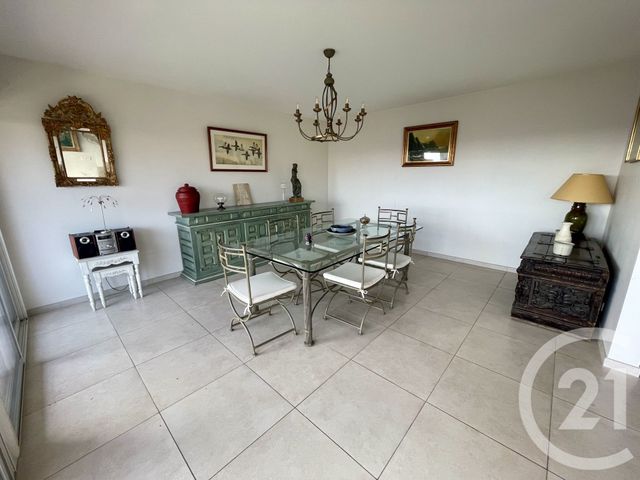 Appartement F4 à vendre - 4 pièces - 122.77 m2 - NIMES - 30 - LANGUEDOC-ROUSSILLON - Century 21 Dhuoda