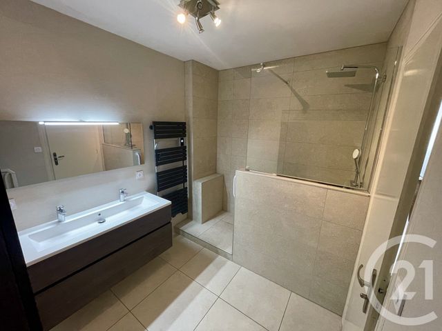 Appartement F4 à vendre - 4 pièces - 122.77 m2 - NIMES - 30 - LANGUEDOC-ROUSSILLON - Century 21 Dhuoda