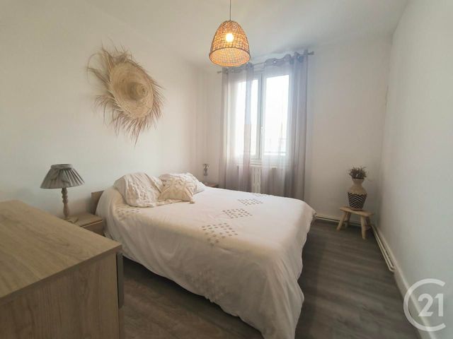 Appartement F2 à vendre - 3 pièces - 53.19 m2 - NIMES - 30 - LANGUEDOC-ROUSSILLON - Century 21 Dhuoda