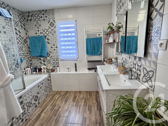 maison à vendre - 4 pièces - 85.0 m2 - NIMES - 30 - LANGUEDOC-ROUSSILLON - Century 21 Dhuoda