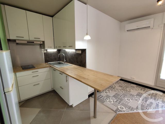 Appartement Studio à louer - 1 pièce - 26.89 m2 - NIMES - 30 - LANGUEDOC-ROUSSILLON - Century 21 Dhuoda
