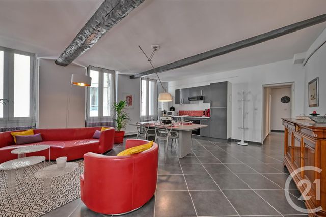 Appartement T3 à louer - 3 pièces - 68.41 m2 - NIMES - 30 - LANGUEDOC-ROUSSILLON - Century 21 Dhuoda