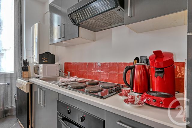 Appartement T3 à louer - 3 pièces - 68.41 m2 - NIMES - 30 - LANGUEDOC-ROUSSILLON - Century 21 Dhuoda