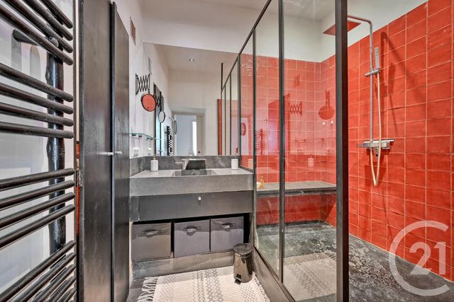 Appartement T3 à louer - 3 pièces - 68.41 m2 - NIMES - 30 - LANGUEDOC-ROUSSILLON - Century 21 Dhuoda