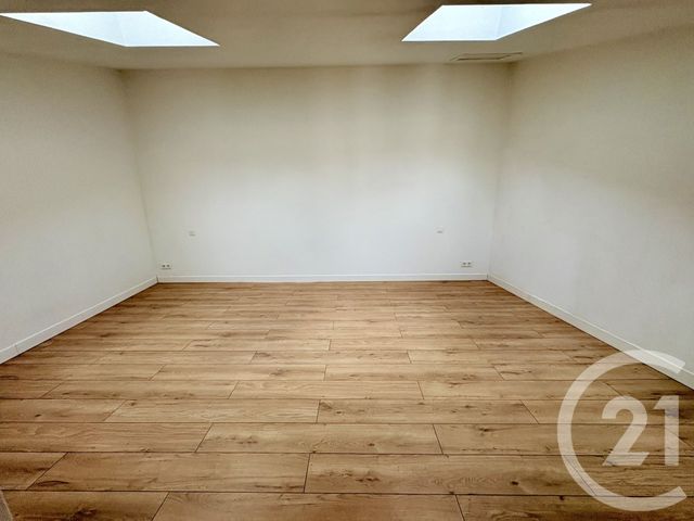 Appartement F2 à vendre - 2 pièces - 52.48 m2 - NIMES - 30 - LANGUEDOC-ROUSSILLON - Century 21 Dhuoda