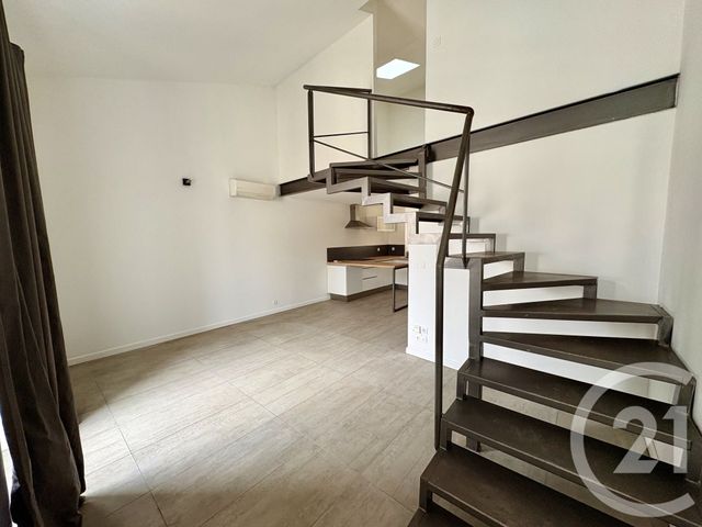 Appartement F2 à vendre - 2 pièces - 52.48 m2 - NIMES - 30 - LANGUEDOC-ROUSSILLON - Century 21 Dhuoda