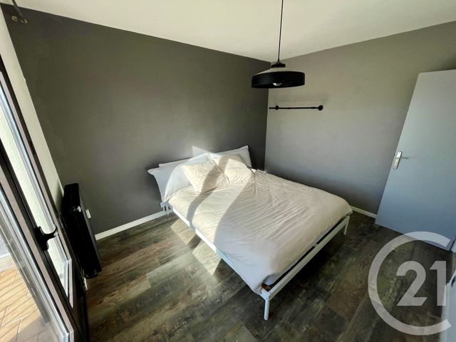 Appartement T3 à vendre - 3 pièces - 62.61 m2 - NIMES - 30 - LANGUEDOC-ROUSSILLON - Century 21 Dhuoda