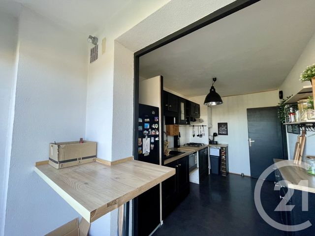 Appartement T3 à vendre - 3 pièces - 62.61 m2 - NIMES - 30 - LANGUEDOC-ROUSSILLON - Century 21 Dhuoda