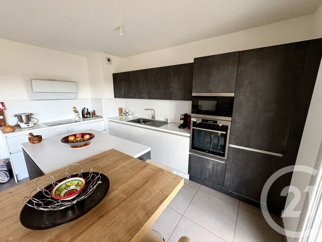 Appartement F4 à vendre - 4 pièces - 85.59 m2 - NIMES - 30 - LANGUEDOC-ROUSSILLON - Century 21 Dhuoda