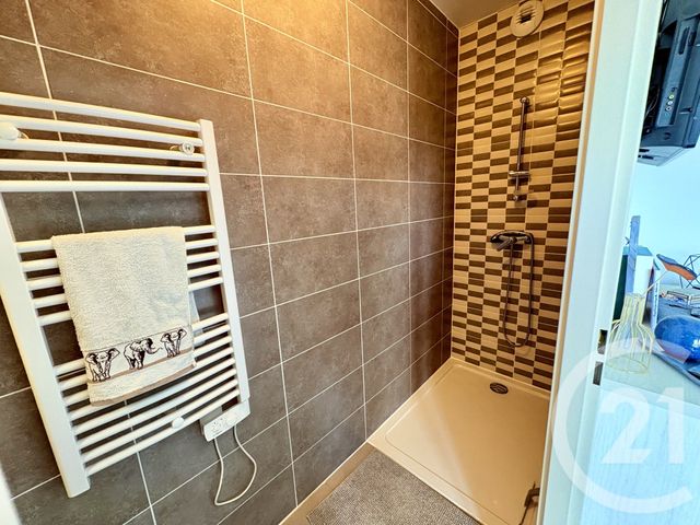 Appartement F4 à vendre - 4 pièces - 85.59 m2 - NIMES - 30 - LANGUEDOC-ROUSSILLON - Century 21 Dhuoda