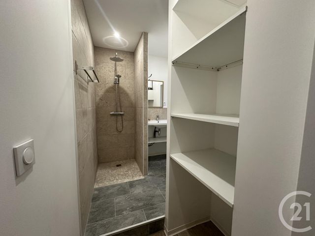 Appartement Studio à louer - 1 pièce - 20.62 m2 - NIMES - 30 - LANGUEDOC-ROUSSILLON - Century 21 Dhuoda