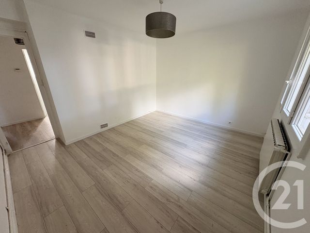 Appartement F3 à vendre - 3 pièces - 54.79 m2 - NIMES - 30 - LANGUEDOC-ROUSSILLON - Century 21 Dhuoda