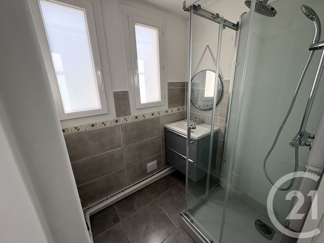 Appartement F3 à vendre - 3 pièces - 54.79 m2 - NIMES - 30 - LANGUEDOC-ROUSSILLON - Century 21 Dhuoda