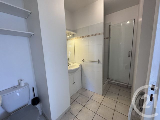 Appartement à vendre - 3 pièces - 43.72 m2 - NIMES - 30 - LANGUEDOC-ROUSSILLON - Century 21 Dhuoda