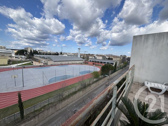 Appartement à vendre - 2 pièces - 37.0 m2 - NIMES - 30 - LANGUEDOC-ROUSSILLON - Century 21 Dhuoda