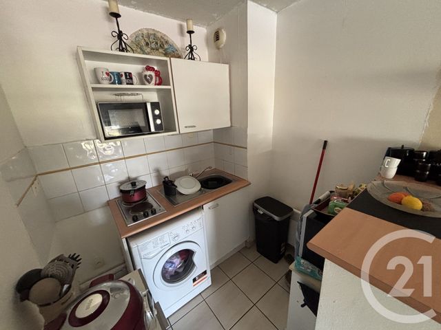 Appartement à vendre - 2 pièces - 37.0 m2 - NIMES - 30 - LANGUEDOC-ROUSSILLON - Century 21 Dhuoda