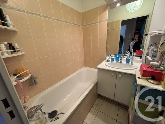 Appartement à vendre - 2 pièces - 37.0 m2 - NIMES - 30 - LANGUEDOC-ROUSSILLON - Century 21 Dhuoda