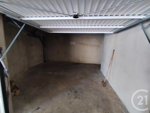 Appartement T4 à louer - 4 pièces - 83.42 m2 - NIMES - 30 - LANGUEDOC-ROUSSILLON - Century 21 Dhuoda