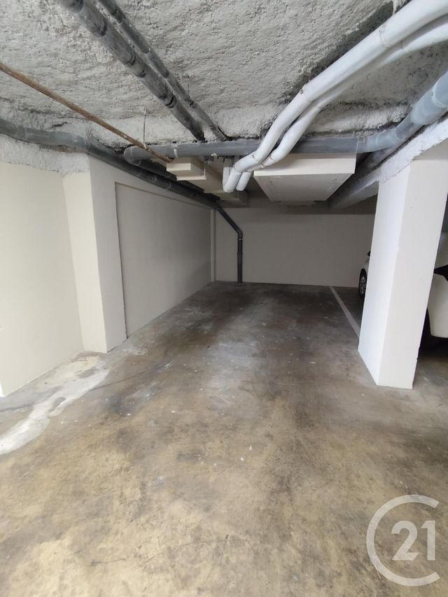 Appartement T4 à louer - 4 pièces - 83.42 m2 - NIMES - 30 - LANGUEDOC-ROUSSILLON - Century 21 Dhuoda