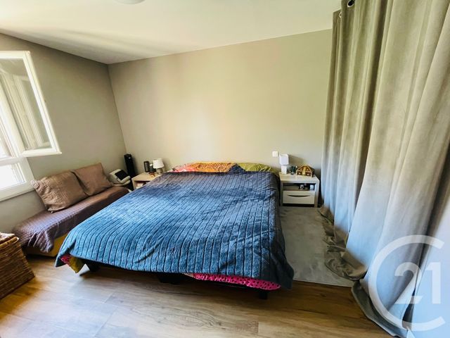 Appartement F4 à vendre - 4 pièces - 81.0 m2 - NIMES - 30 - LANGUEDOC-ROUSSILLON - Century 21 Dhuoda