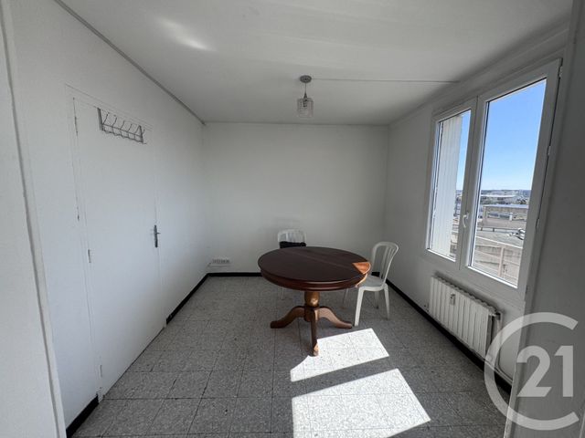 Appartement T4 à vendre - 4 pièces - 69.0 m2 - NIMES - 30 - LANGUEDOC-ROUSSILLON - Century 21 Dhuoda