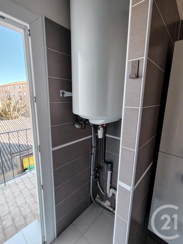 Appartement à vendre - 3 pièces - 55.73 m2 - NIMES - 30 - LANGUEDOC-ROUSSILLON - Century 21 Dhuoda