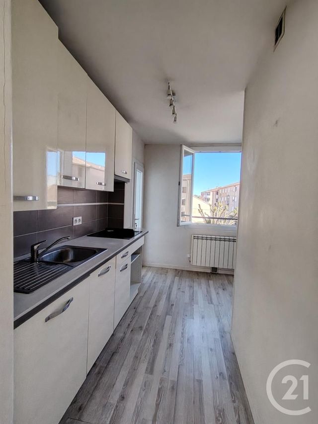 Appartement à vendre - 3 pièces - 55.73 m2 - NIMES - 30 - LANGUEDOC-ROUSSILLON - Century 21 Dhuoda