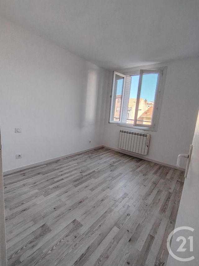 Appartement à vendre - 3 pièces - 55.73 m2 - NIMES - 30 - LANGUEDOC-ROUSSILLON - Century 21 Dhuoda