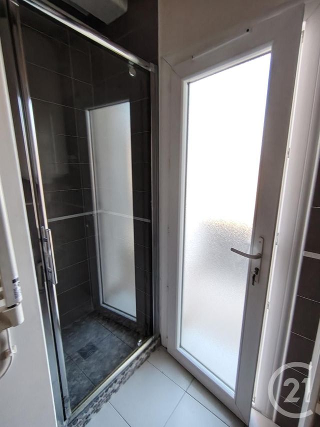 Appartement à vendre - 3 pièces - 55.73 m2 - NIMES - 30 - LANGUEDOC-ROUSSILLON - Century 21 Dhuoda