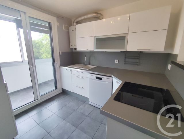 Appartement T3 à louer - 3 pièces - 51.32 m2 - NIMES - 30 - LANGUEDOC-ROUSSILLON - Century 21 Dhuoda