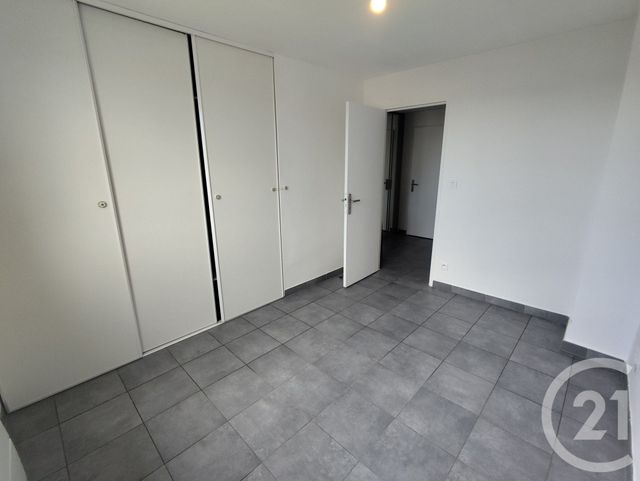 Appartement T3 à louer - 3 pièces - 51.32 m2 - NIMES - 30 - LANGUEDOC-ROUSSILLON - Century 21 Dhuoda