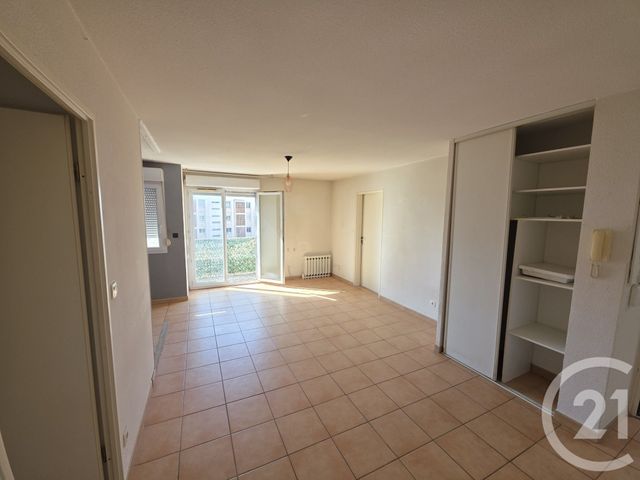 Appartement F1 bis à vendre - 3 pièces - 53.06 m2 - NIMES - 30 - LANGUEDOC-ROUSSILLON - Century 21 Dhuoda