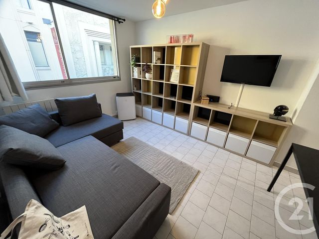 Appartement Studio à louer - 1 pièce - 21.71 m2 - NIMES - 30 - LANGUEDOC-ROUSSILLON - Century 21 Dhuoda