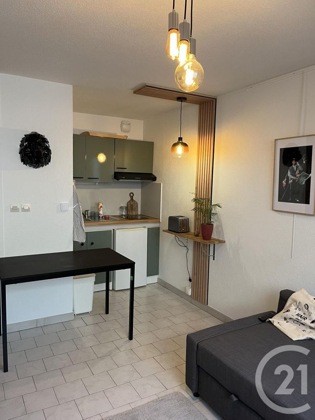 Appartement Studio à louer - 1 pièce - 21.71 m2 - NIMES - 30 - LANGUEDOC-ROUSSILLON - Century 21 Dhuoda