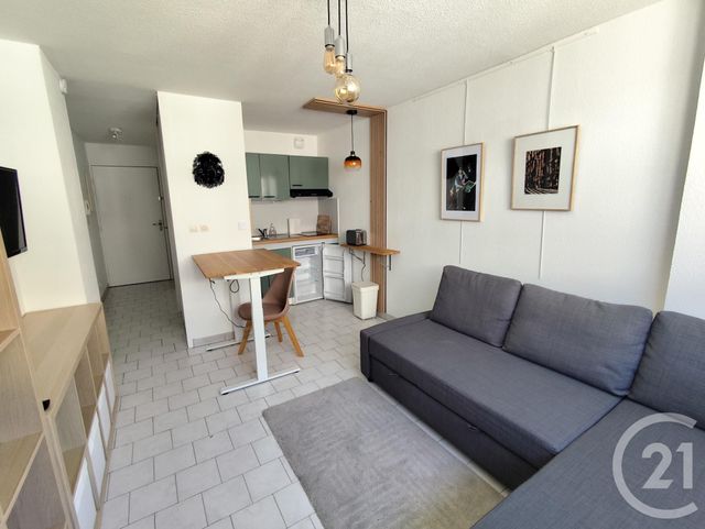 Appartement Studio à louer - 1 pièce - 21.71 m2 - NIMES - 30 - LANGUEDOC-ROUSSILLON - Century 21 Dhuoda