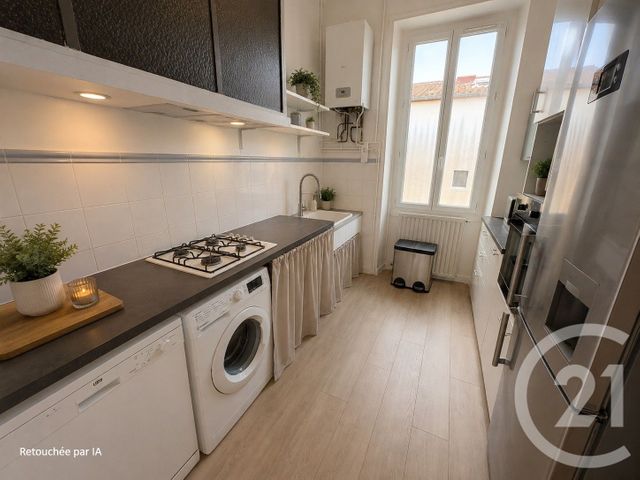 Appartement F4 à vendre - 4 pièces - 101.0 m2 - NIMES - 30 - LANGUEDOC-ROUSSILLON - Century 21 Dhuoda
