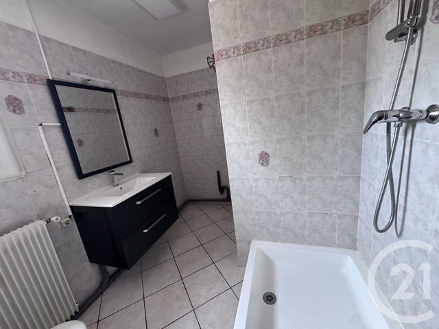 Appartement T2 à vendre - 2 pièces - 42.0 m2 - NIMES - 30 - LANGUEDOC-ROUSSILLON - Century 21 Dhuoda