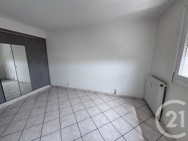 Appartement T2 à vendre - 2 pièces - 42.0 m2 - NIMES - 30 - LANGUEDOC-ROUSSILLON - Century 21 Dhuoda