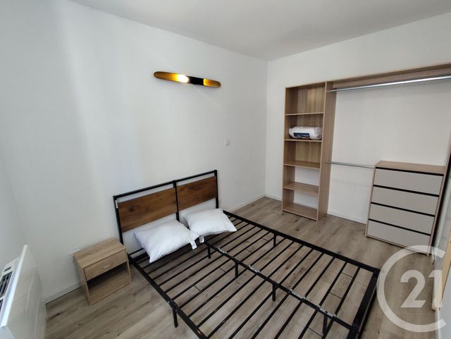 Appartement T3 à louer - 3 pièces - 49.42 m2 - NIMES - 30 - LANGUEDOC-ROUSSILLON - Century 21 Dhuoda