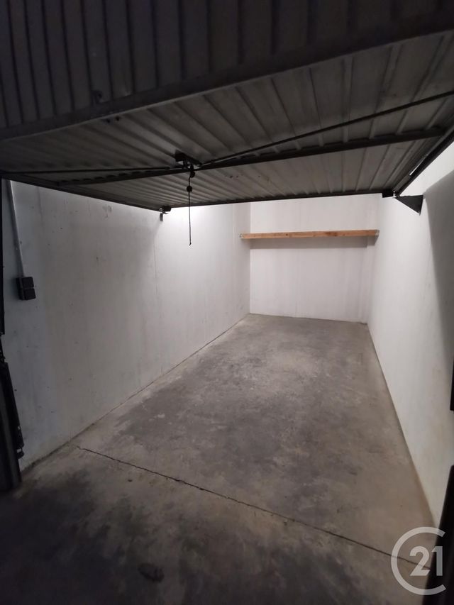 parking à louer - 13.0 m2 - NIMES - 30 - LANGUEDOC-ROUSSILLON - Century 21 Dhuoda